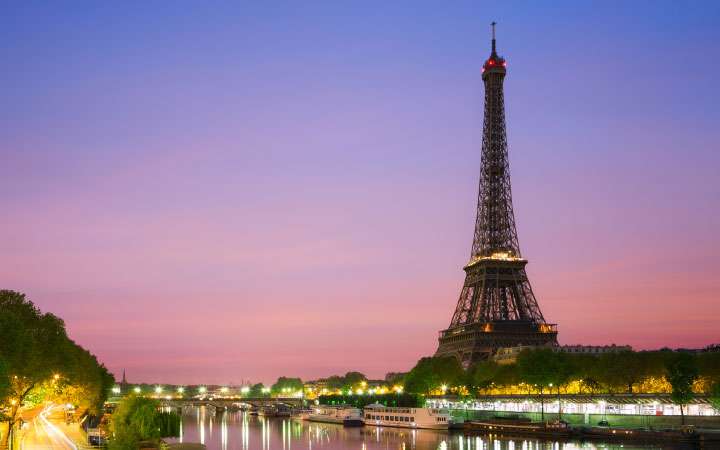 Around the Pavillon Ponthieu the Eiffel Tower in Paris